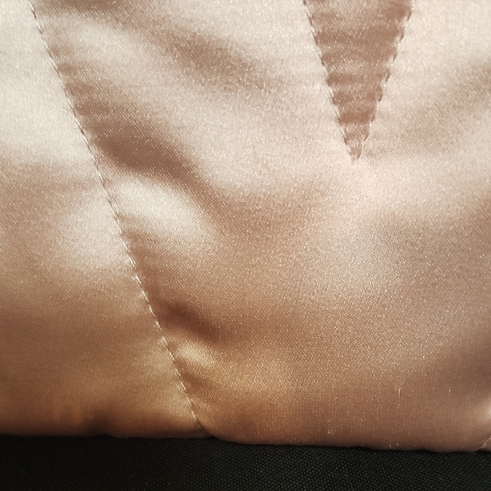 Victoria's Secret Elegant Blush Pink Quilted Clutch Bag - Picture 10 of 10
